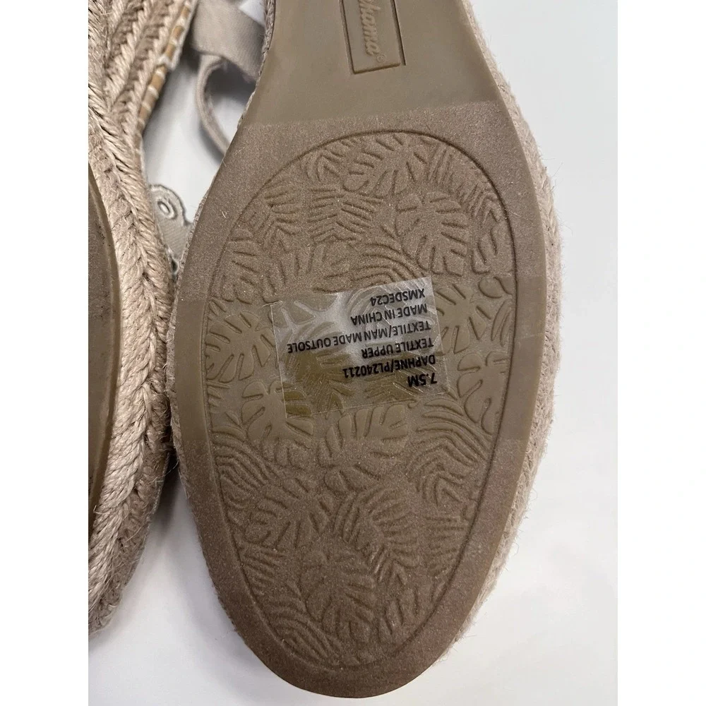 New TOMMY BAHAMA 7.5 Sandal Daphne Espadrille Wedge Eyelet Broderie Anglaise Tan